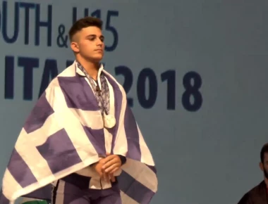 Ολυμπιακοί αγώνες Νέων: Ελληνας αρσιβαρίστας ακυρώθηκε και... βγήκε «εκτός ορίων» (βίντεο-φωτο)